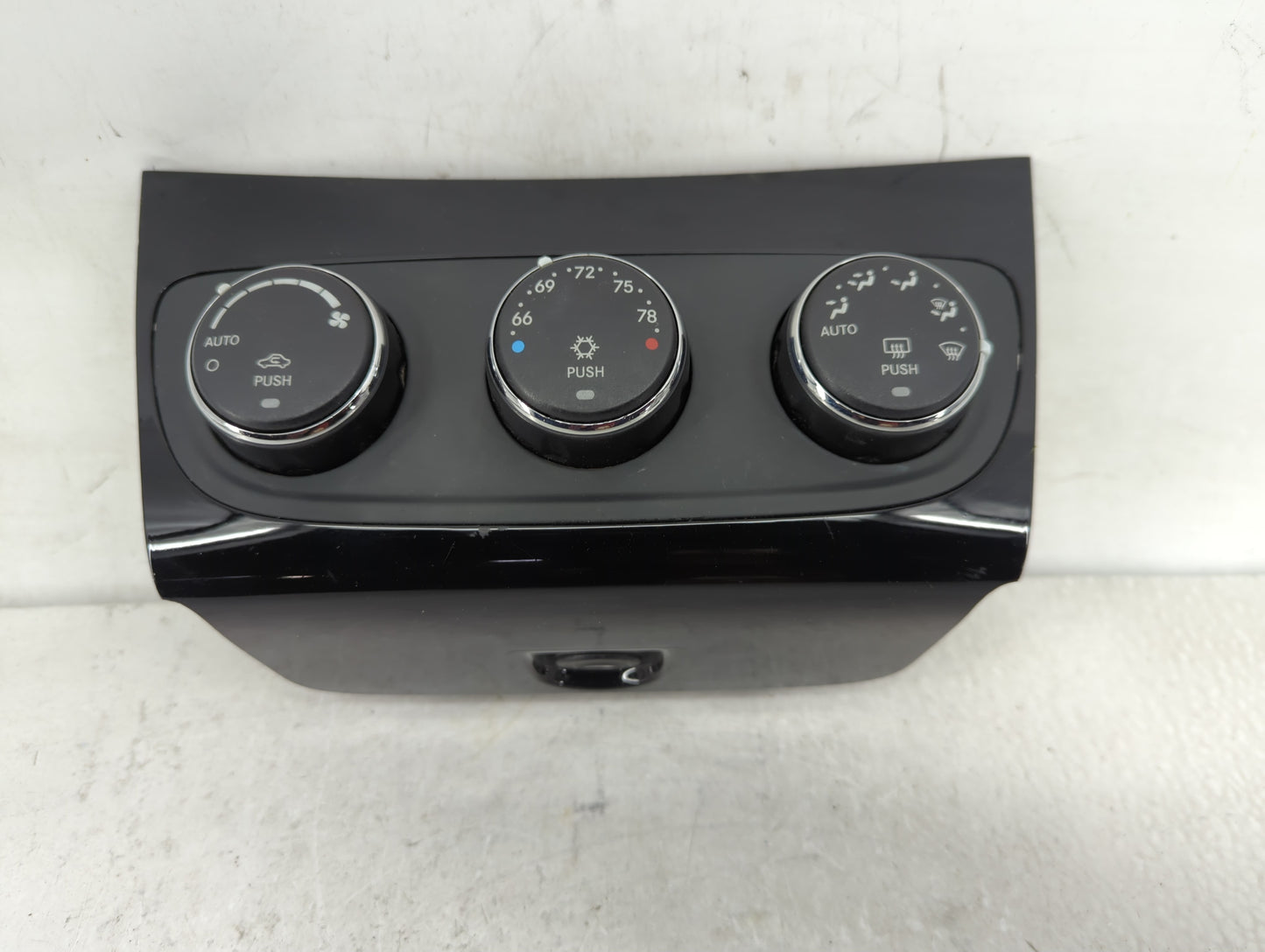 2011-2014 Chrysler 200 Climate Control Module Temperature AC/Heater Replacement P/N:P55111888AH Fits OEM Used Auto Parts - O