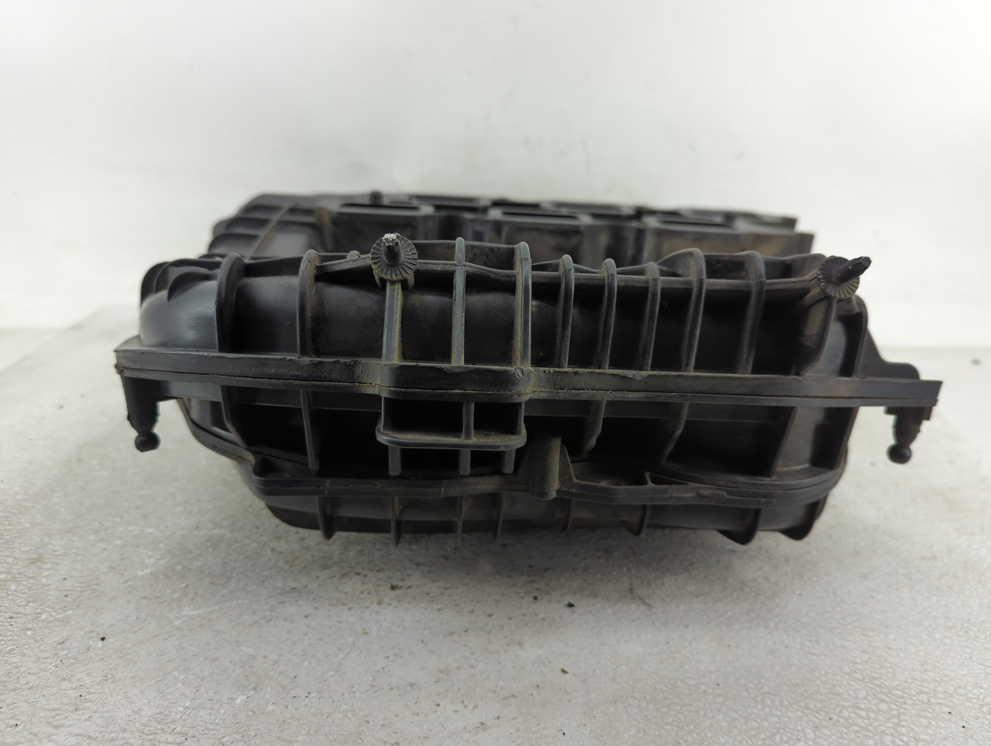 2011-2014 Chrysler 200 Air Intake Manifold Fits Fits 2011 2012 2013 2014 2015 2016 2017 2018 2019 2020 2021 2022 OEM Used Au