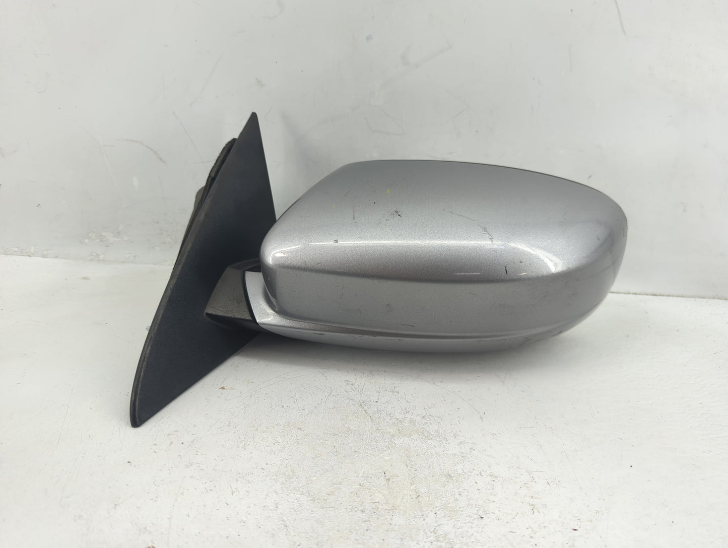 2011-2014 Chrysler 200 Driver Side View Mirror - Left Door Mirror OEM Used - Oemusedautoparts1.com