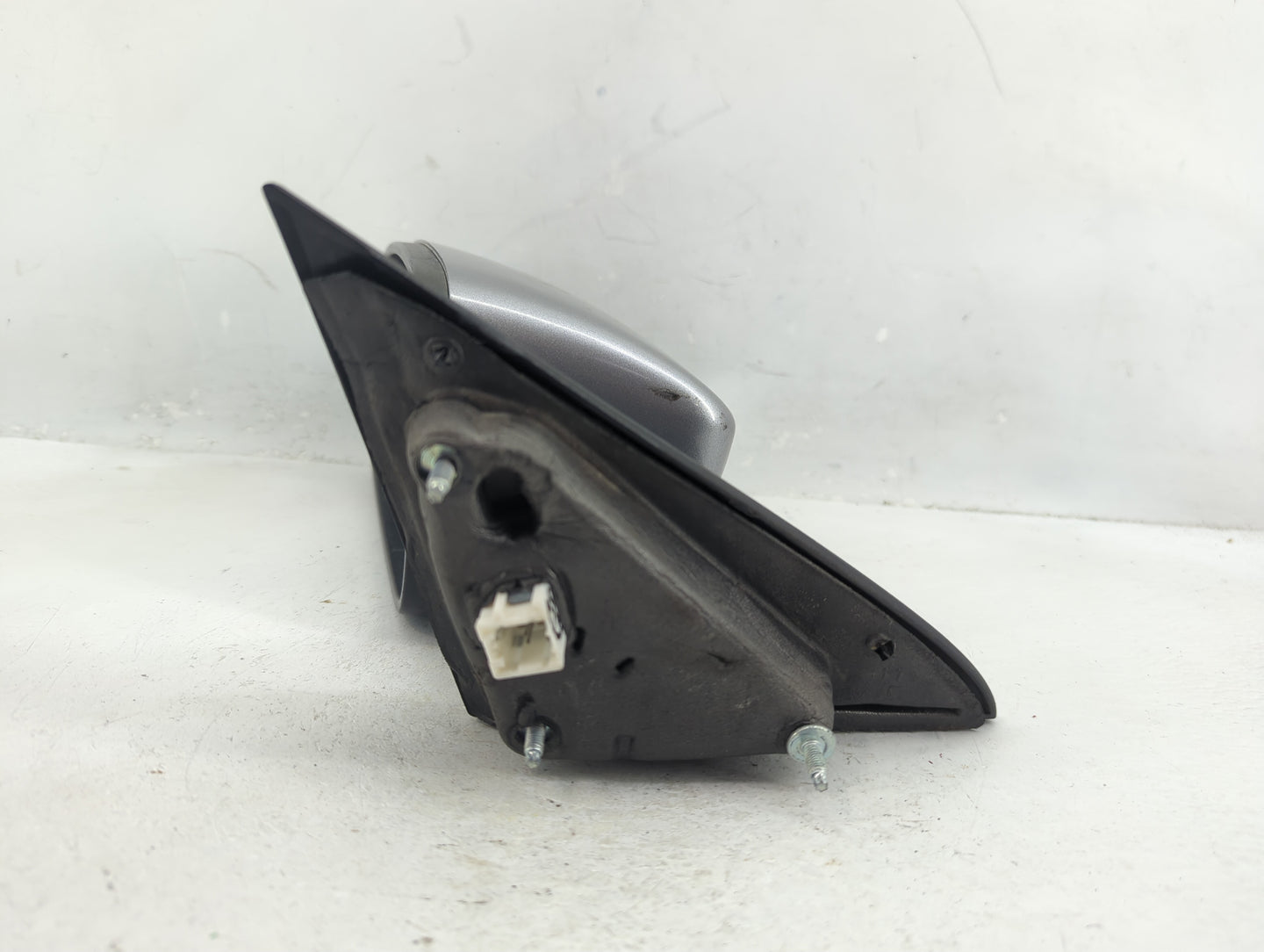 2011-2014 Chrysler 200 Driver Side View Mirror - Left Door Mirror OEM Used - Oemusedautoparts1.com