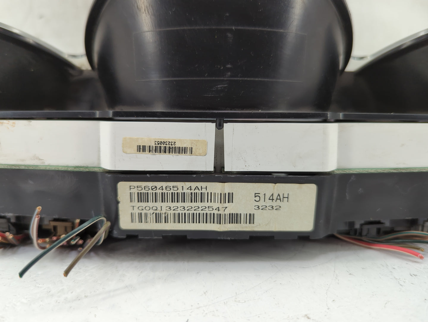 2011-2014 Chrysler 200 Instrument Cluster Speedometer Gauges P/N:P56046514AH Fits Fits 2011 2012 2013 2014 OEM Used Auto Par
