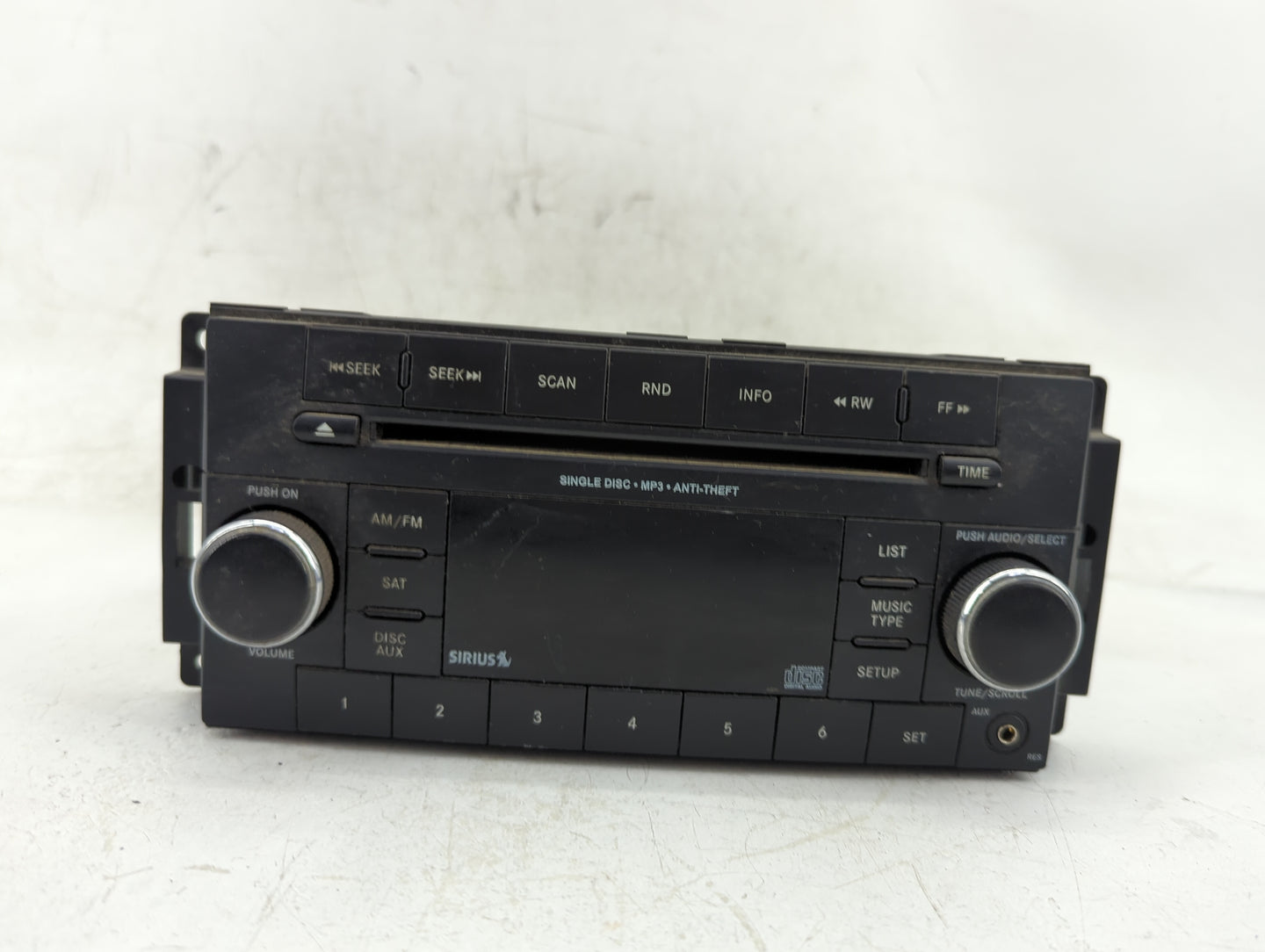 2013-2014 Chrysler 200 Radio AM FM Cd Player Receiver Replacement P/N:P05091163AC Fits Fits 2013 2014 OEM Used Auto Parts - 