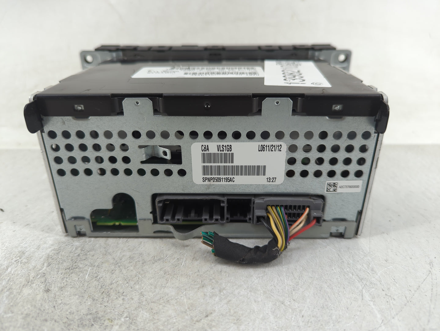 2013-2014 Chrysler 200 Radio AM FM Cd Player Receiver Replacement P/N:P05091195AC Fits Fits 2013 2014 OEM Used Auto Parts - 
