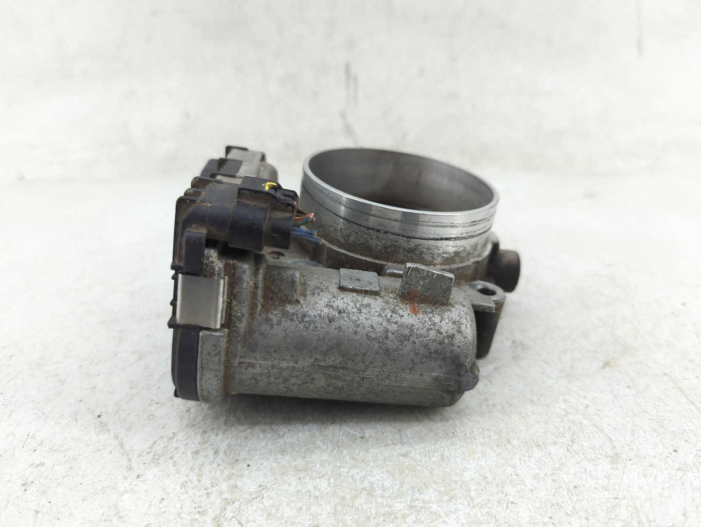 2011-2017 Chrysler 200 Throttle Body P/N:05184349AC Fits Fits 2011 2012 2013 2014 2015 2016 2017 2018 2019 2020 2021 2022 OE