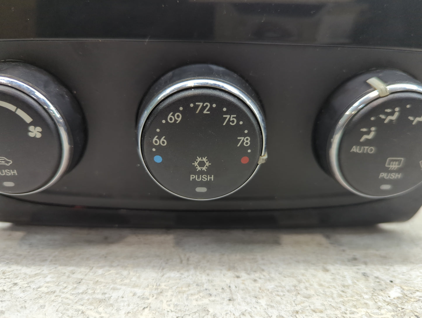 2011-2014 Chrysler 200 Climate Control Module Temperature AC/Heater Replacement P/N:P55111888AI Fits Fits 2010 2011 2012 201