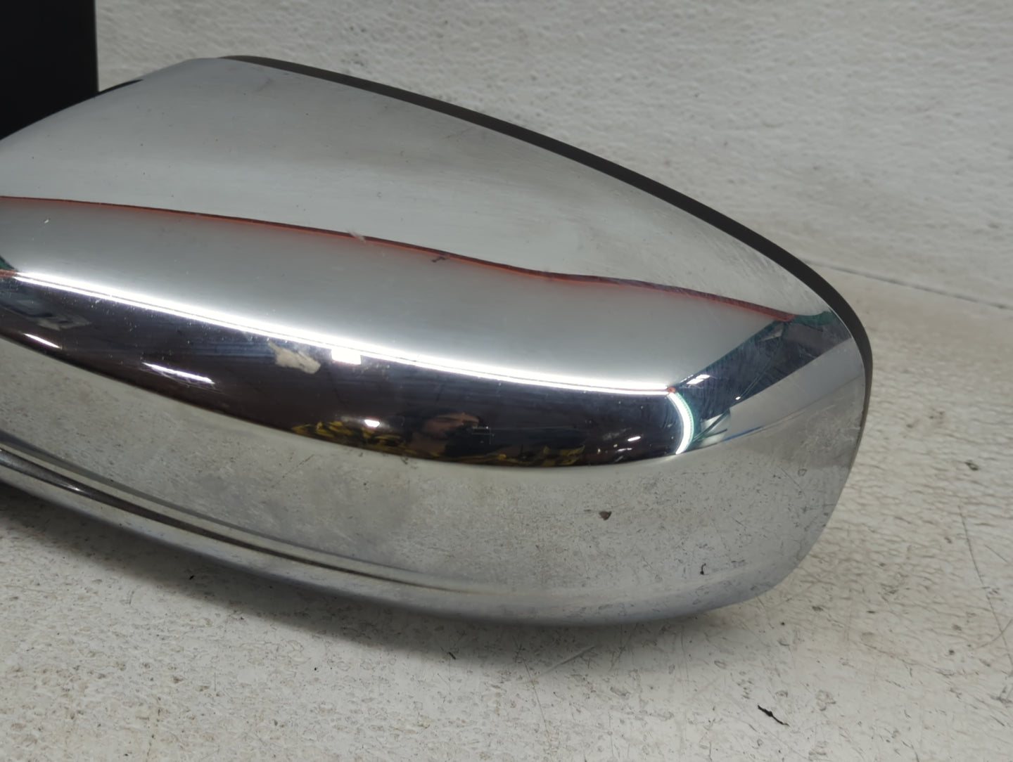 2011-2014 Chrysler 200 Driver Side View Mirror - Left Door Mirror OEM Used - Oemusedautoparts1.com