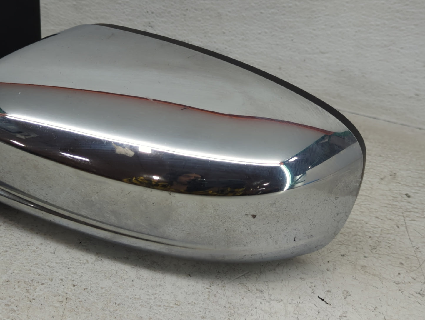 2011-2014 Chrysler 200 Driver Side View Mirror - Left Door Mirror OEM Used - Oemusedautoparts1.com