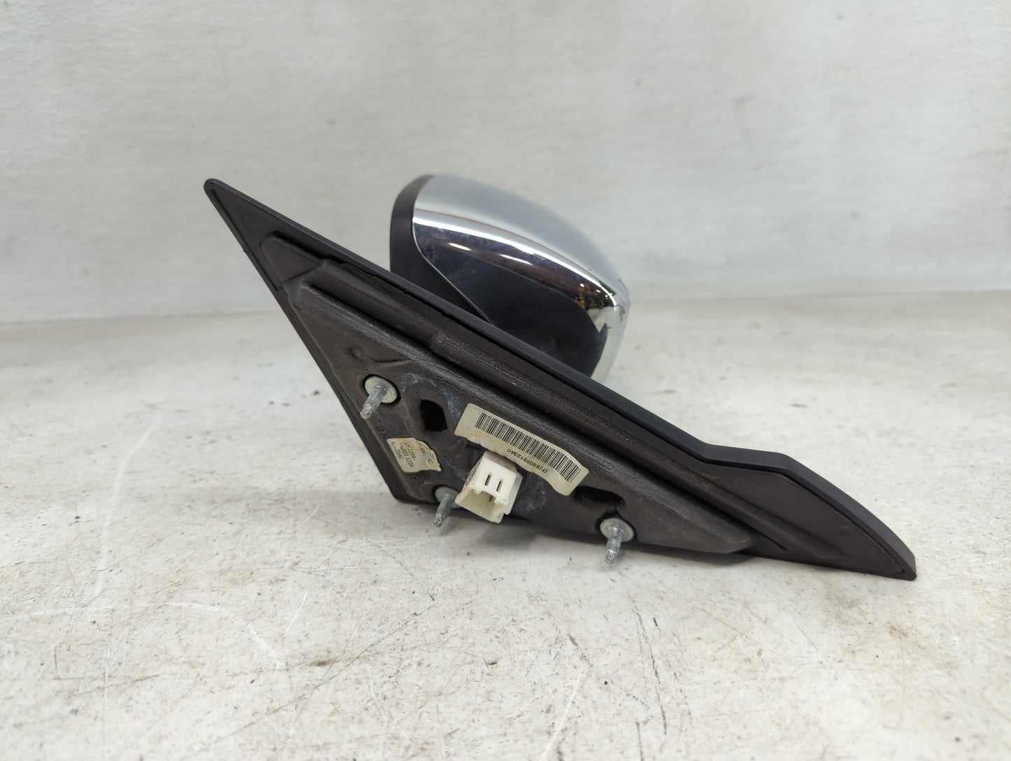 2011-2014 Chrysler 200 Driver Side View Mirror - Left Door Mirror OEM Used - Oemusedautoparts1.com