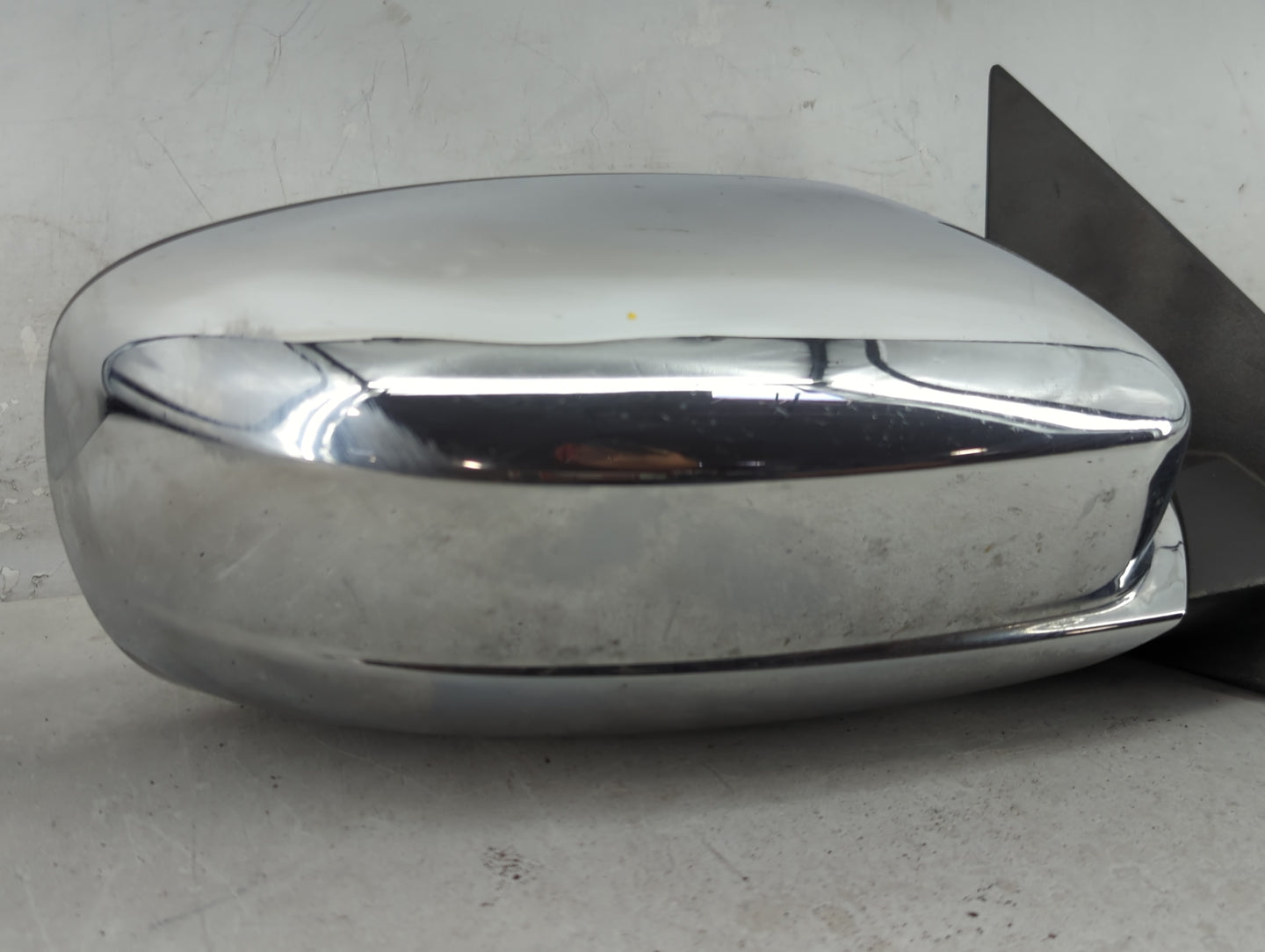 2011-2014 Chrysler 200 Passenger Side View Mirror - Right Door Mirror OEM Used - Oemusedautoparts1.com