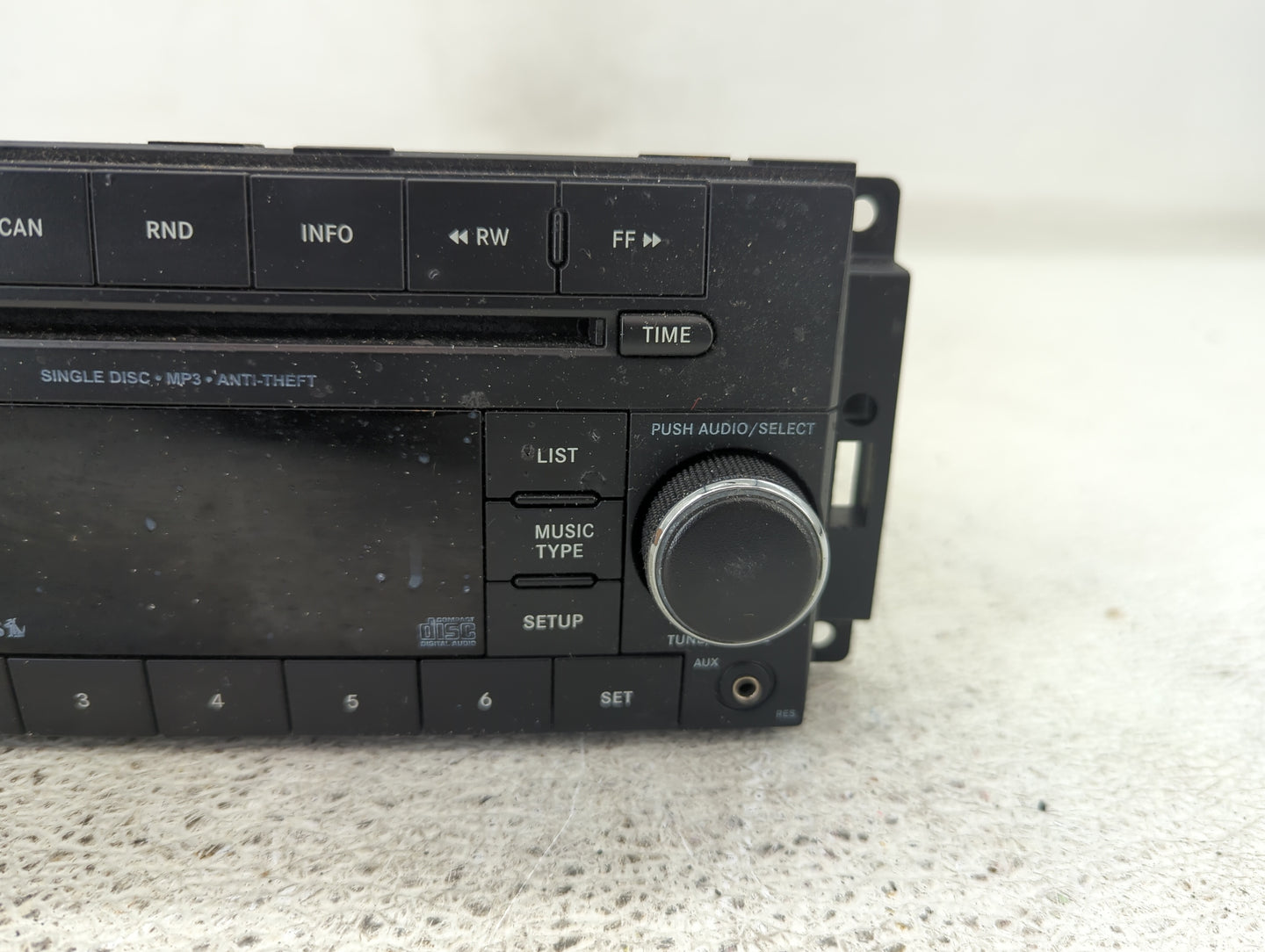 2013-2014 Chrysler 200 Radio AM FM Cd Player Receiver Replacement P/N:P05091163AB Fits Fits 2013 2014 OEM Used Auto Parts - 