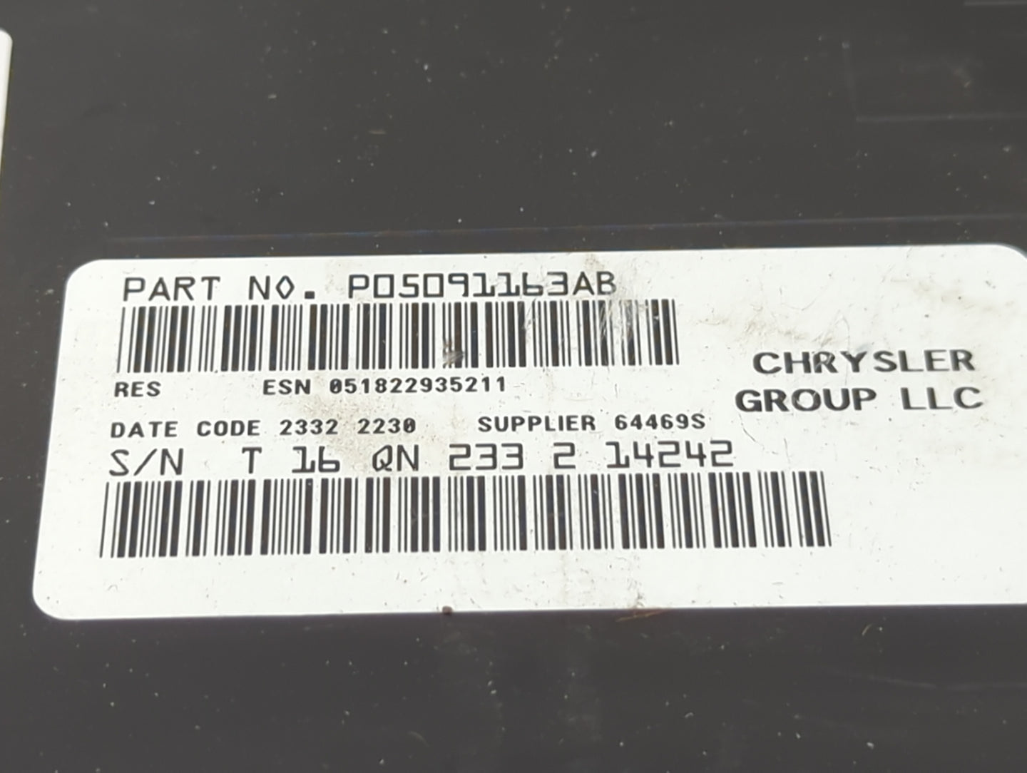 2013-2014 Chrysler 200 Radio AM FM Cd Player Receiver Replacement P/N:P05091163AB Fits Fits 2013 2014 OEM Used Auto Parts - 