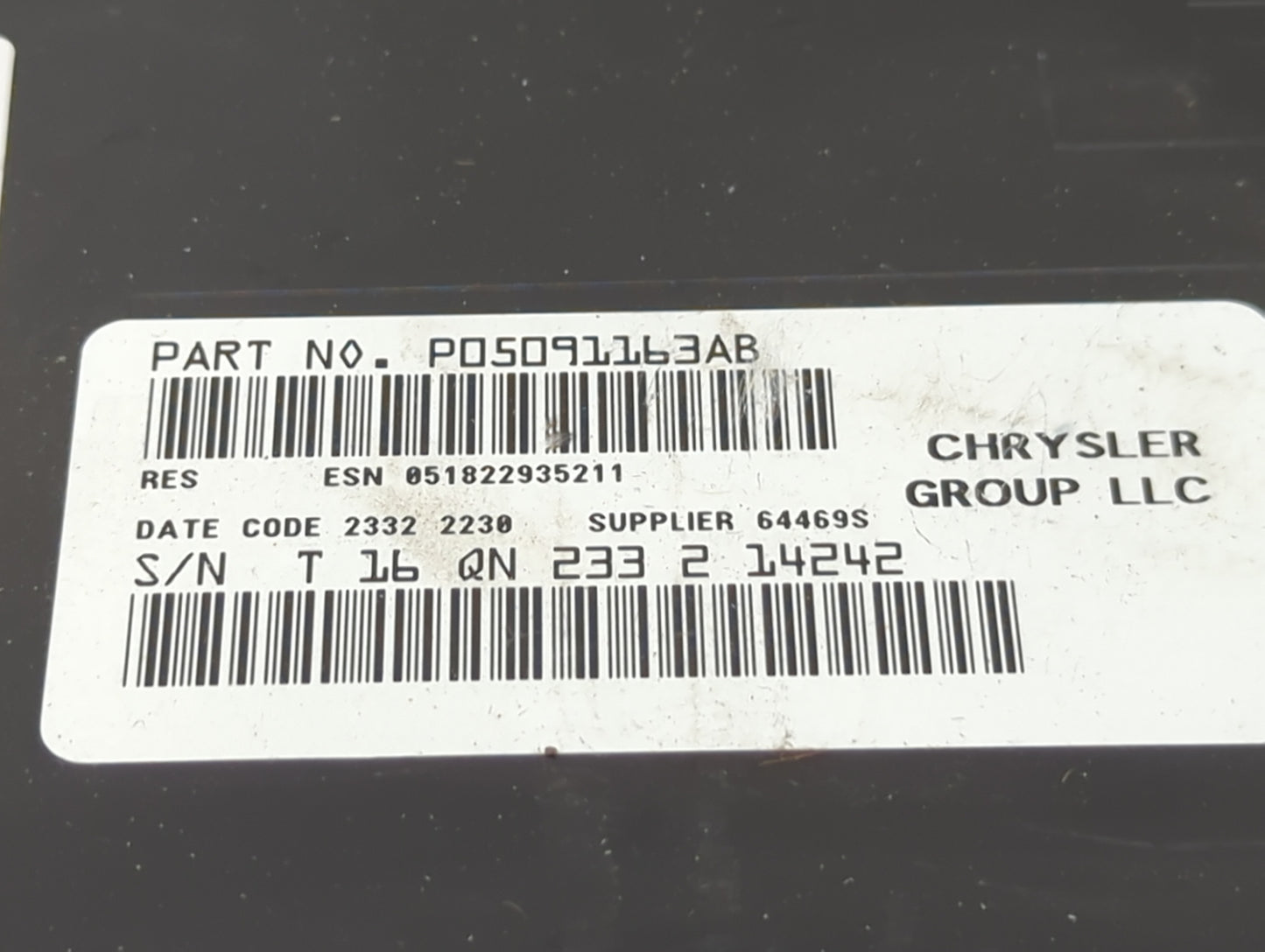 2013-2014 Chrysler 200 Radio AM FM Cd Player Receiver Replacement P/N:P05091163AB Fits Fits 2013 2014 OEM Used Auto Parts - 