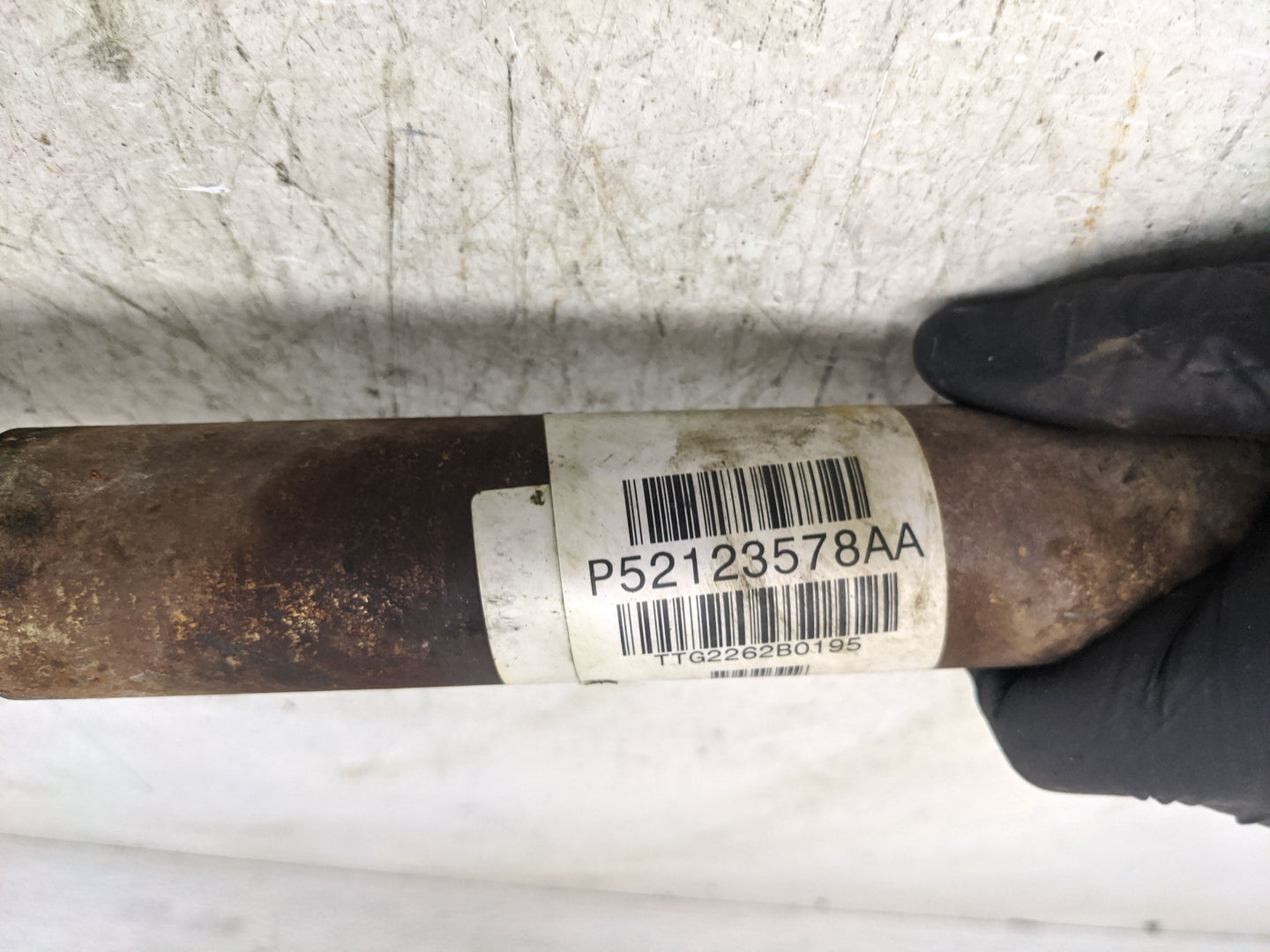 2011-2014 Chrysler 200 Axle Shaft Front Passenger Cv C/v - Oemusedautoparts1.com