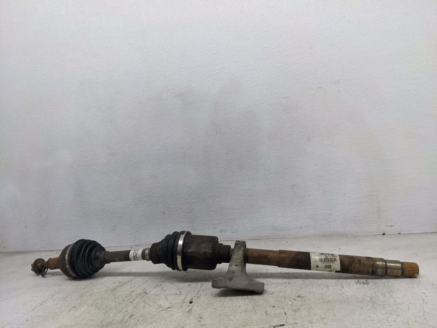 2011-2014 Chrysler 200 Axle Shaft Front Passenger Cv C/v - Oemusedautoparts1.com