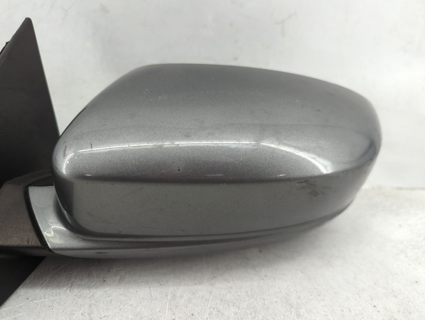2011-2014 Chrysler 200 Driver Side View Mirror - Left Door Mirror OEM Used - Oemusedautoparts1.com
