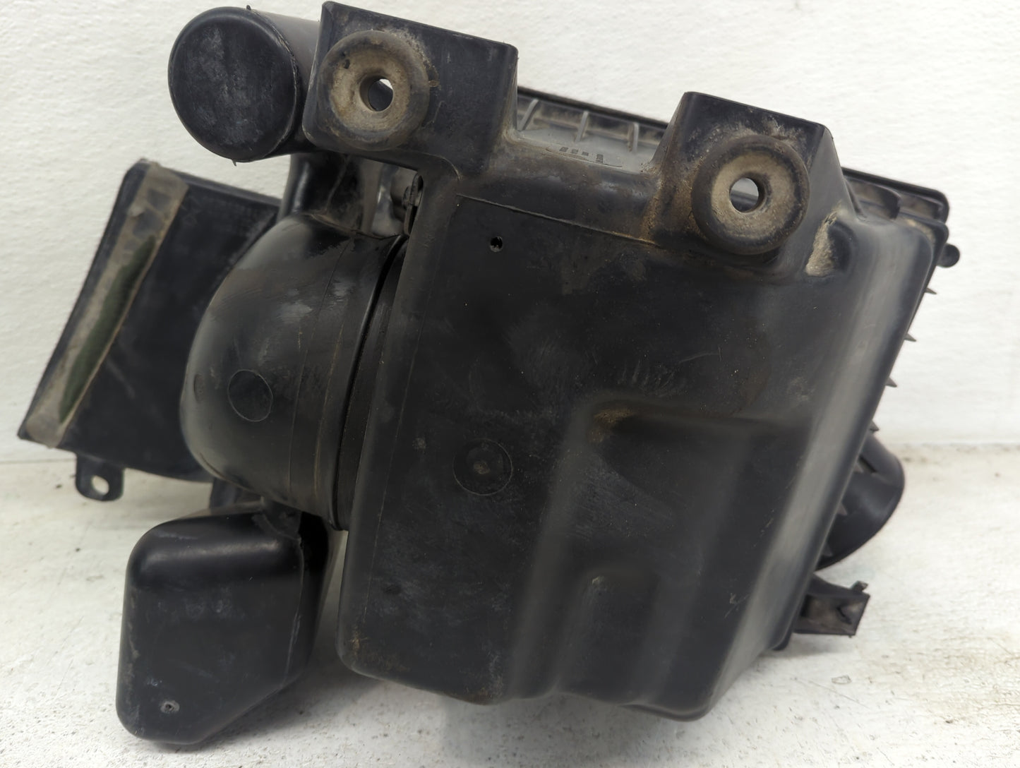 2011-2014 Chrysler 200 Air Cleaner Intake-duct Hose Tube - Oemusedautoparts1.com