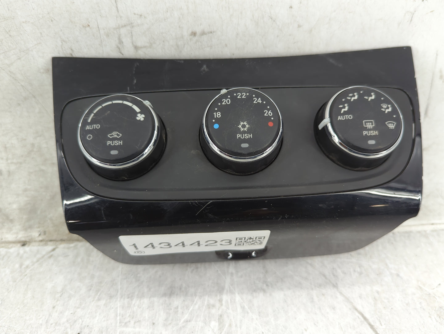 2011-2014 Chrysler 200 Climate Control Module Temperature AC/Heater Replacement P/N:1F330XBAD Fits OEM Used Auto Parts - Oem