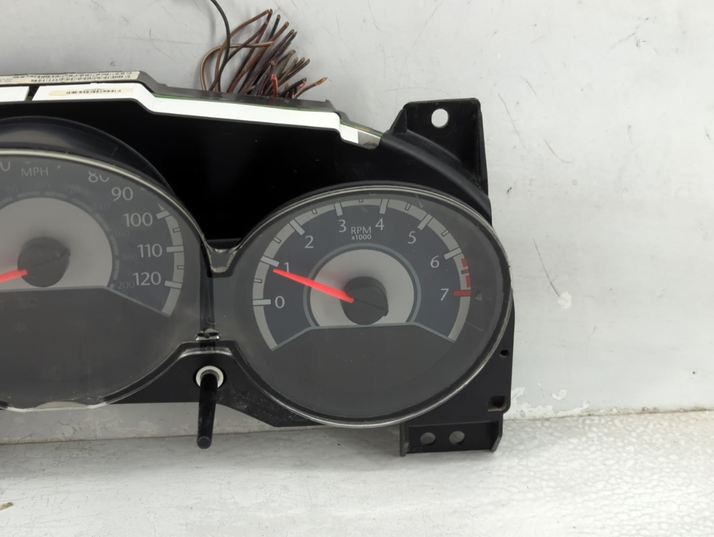 2011-2014 Chrysler 200 Instrument Cluster Speedometer Gauges P/N:P56046514AH Fits Fits 2011 2012 2013 2014 OEM Used Auto Par