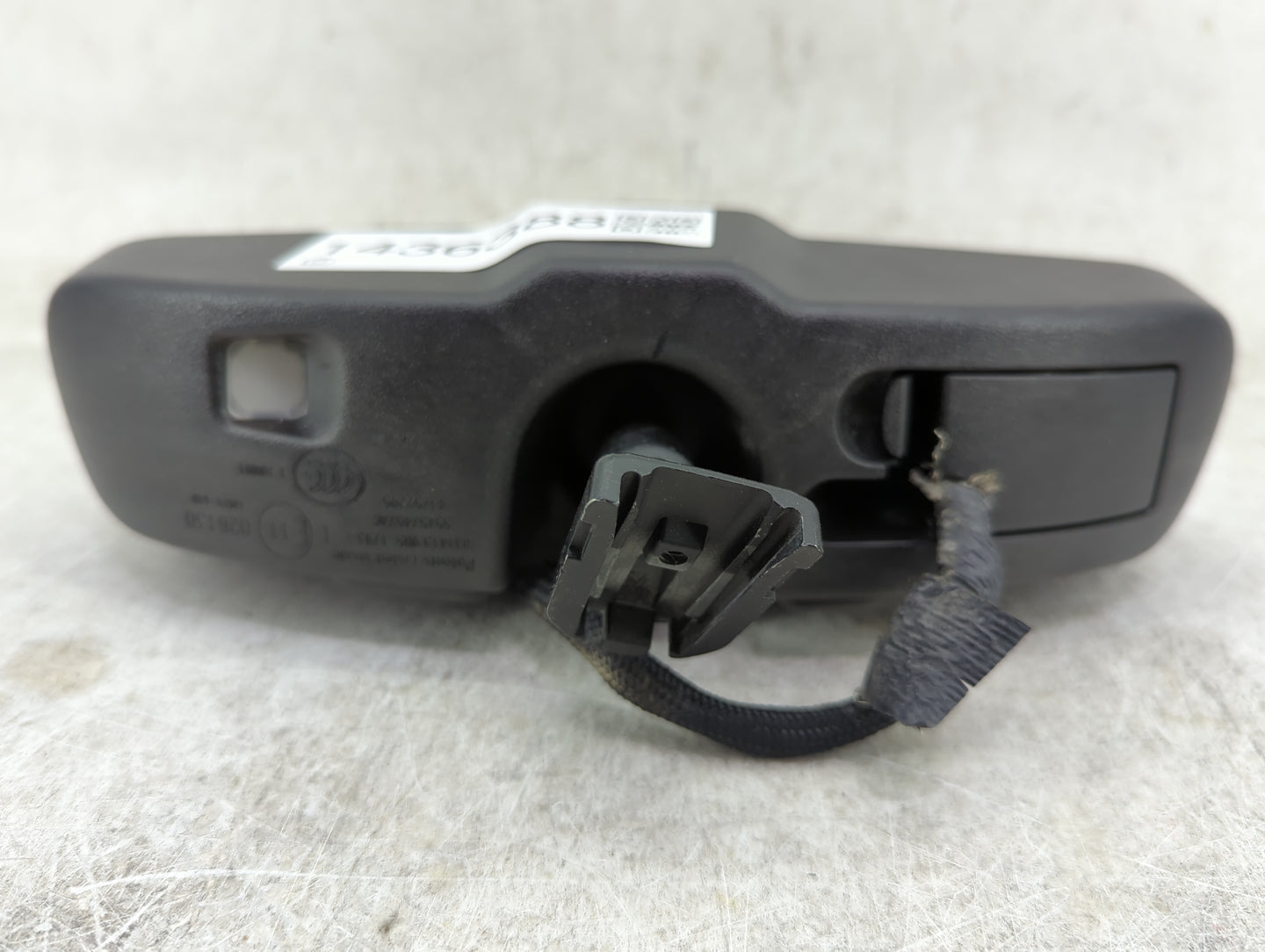 2013 Chrysler 200 Interior Rear View Mirror Replacement OEM P/N:026130 GNTX-610, 55157457AC, 43752295 Fits OEM Used Auto Par