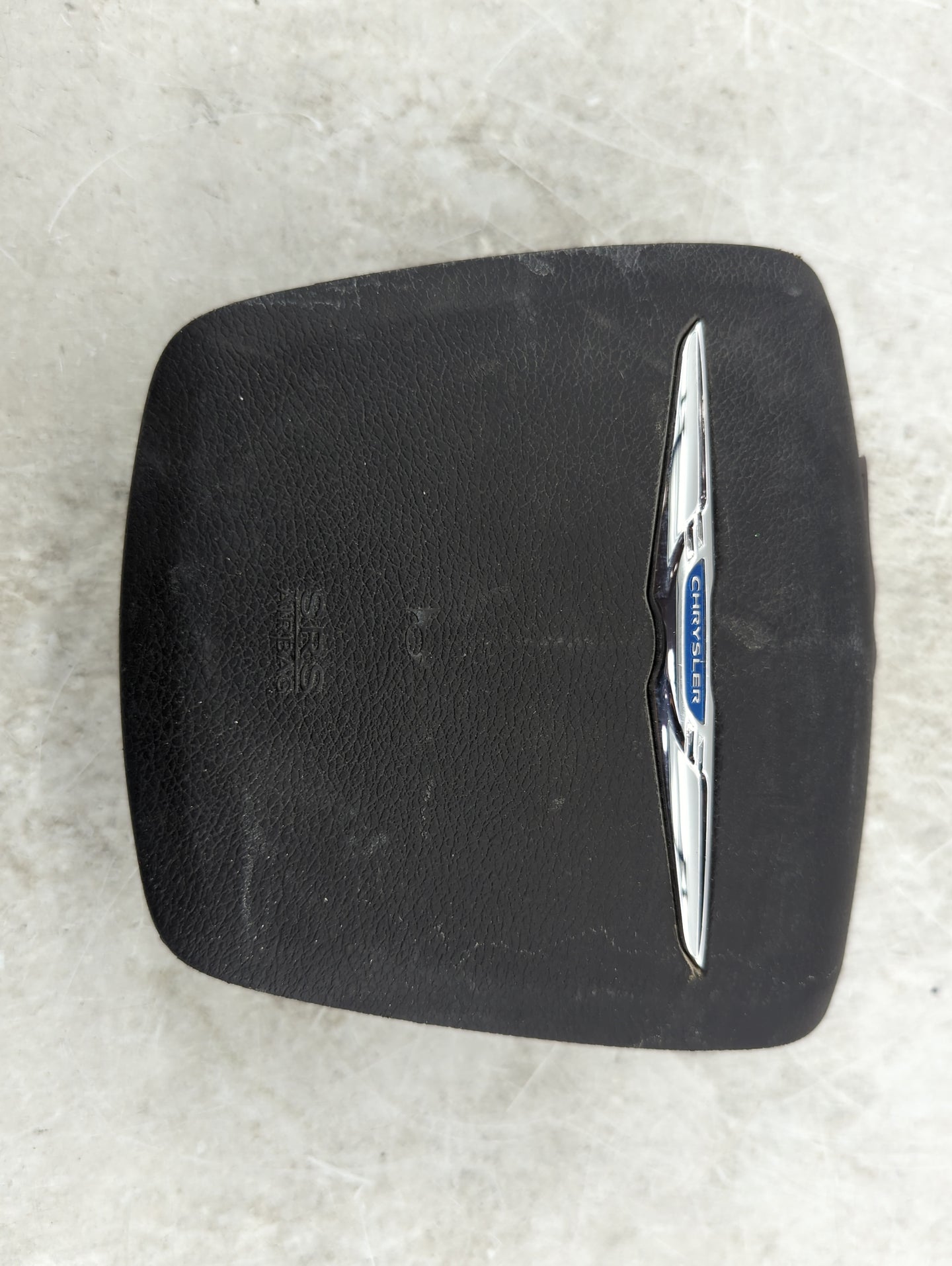 2013 Chrysler 200 Air Bag Driver Left Steering Wheel Mounted P/N:P11-1031 4NM 32A 3F BJA Fits OEM Used Auto Parts - Oemuseda