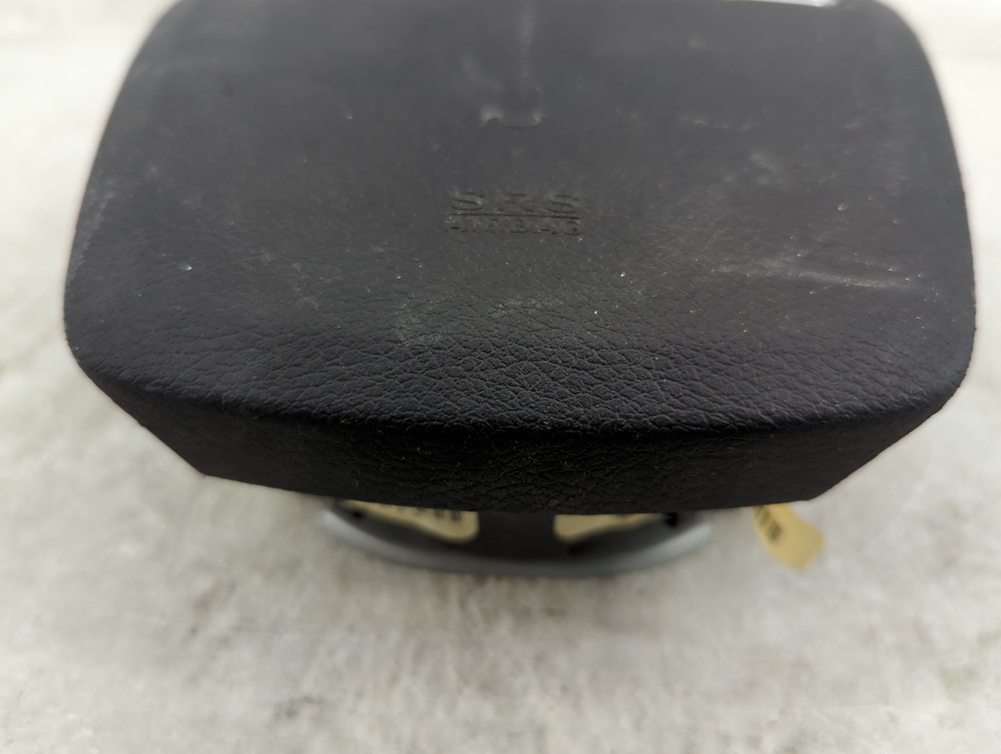 2013 Chrysler 200 Air Bag Driver Left Steering Wheel Mounted P/N:P11-1031 4NM 32A 3F BJA Fits OEM Used Auto Parts - Oemuseda