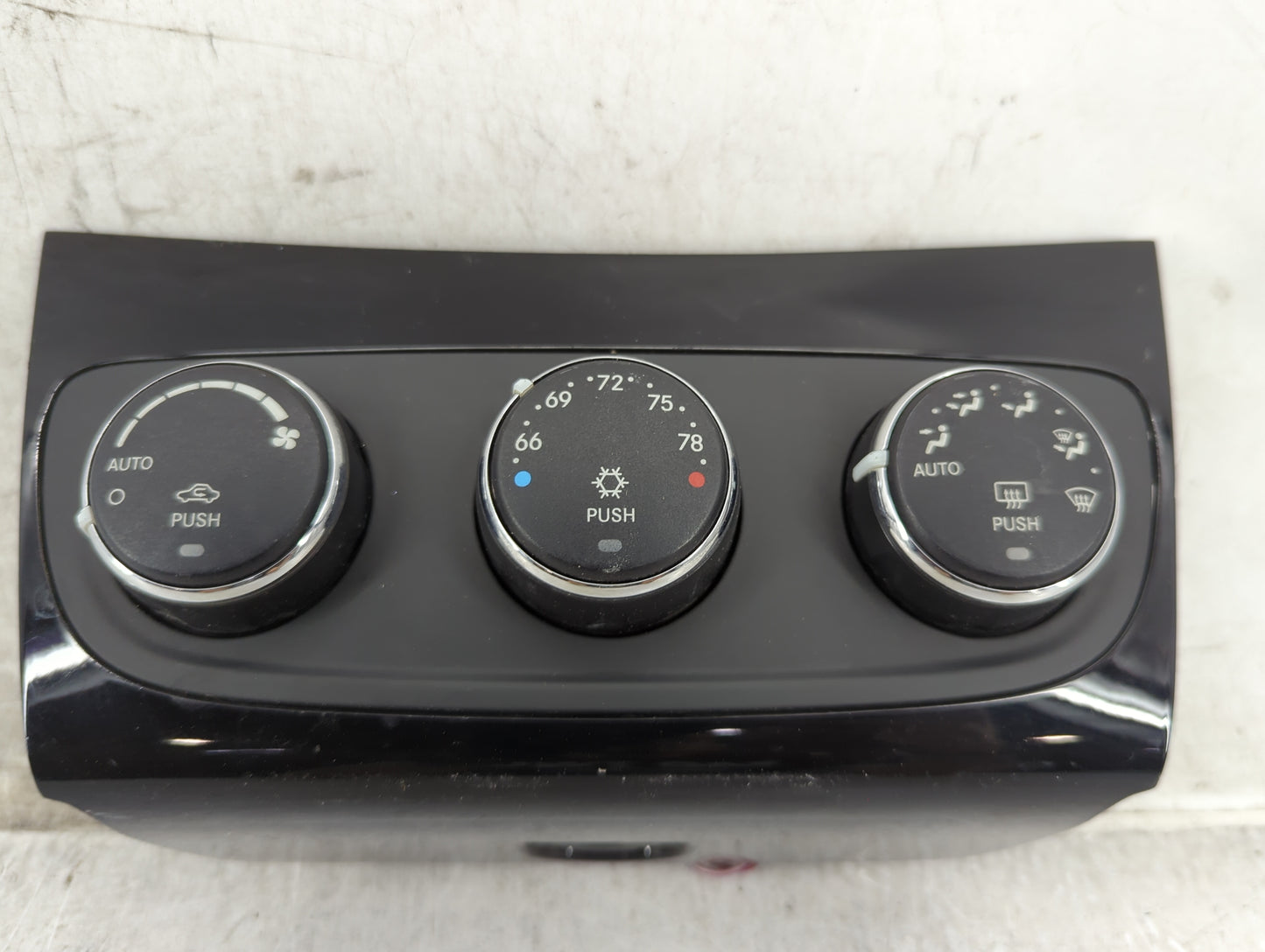 2011-2014 Chrysler 200 Climate Control Module Temperature AC/Heater Replacement P/N:21399129 Fits OEM Used Auto Parts - Oemu