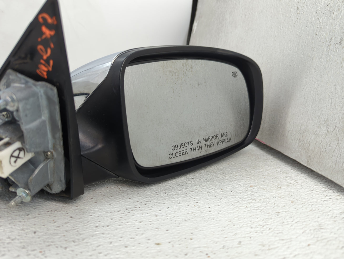 2011-2014 Chrysler 200 Passenger Side View Mirror - Right Door Mirror OEM Used - Oemusedautoparts1.com