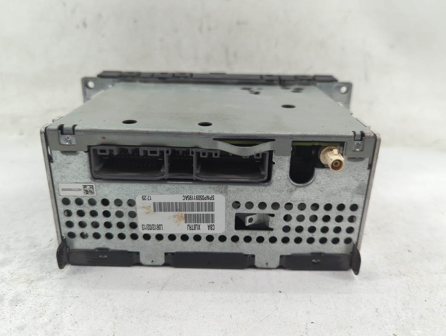 2012-2014 Chrysler 200 Radio AM FM Cd Player Receiver Replacement P/N:P05091195AC SPNP05091195AC Fits OEM Used Auto Parts - 