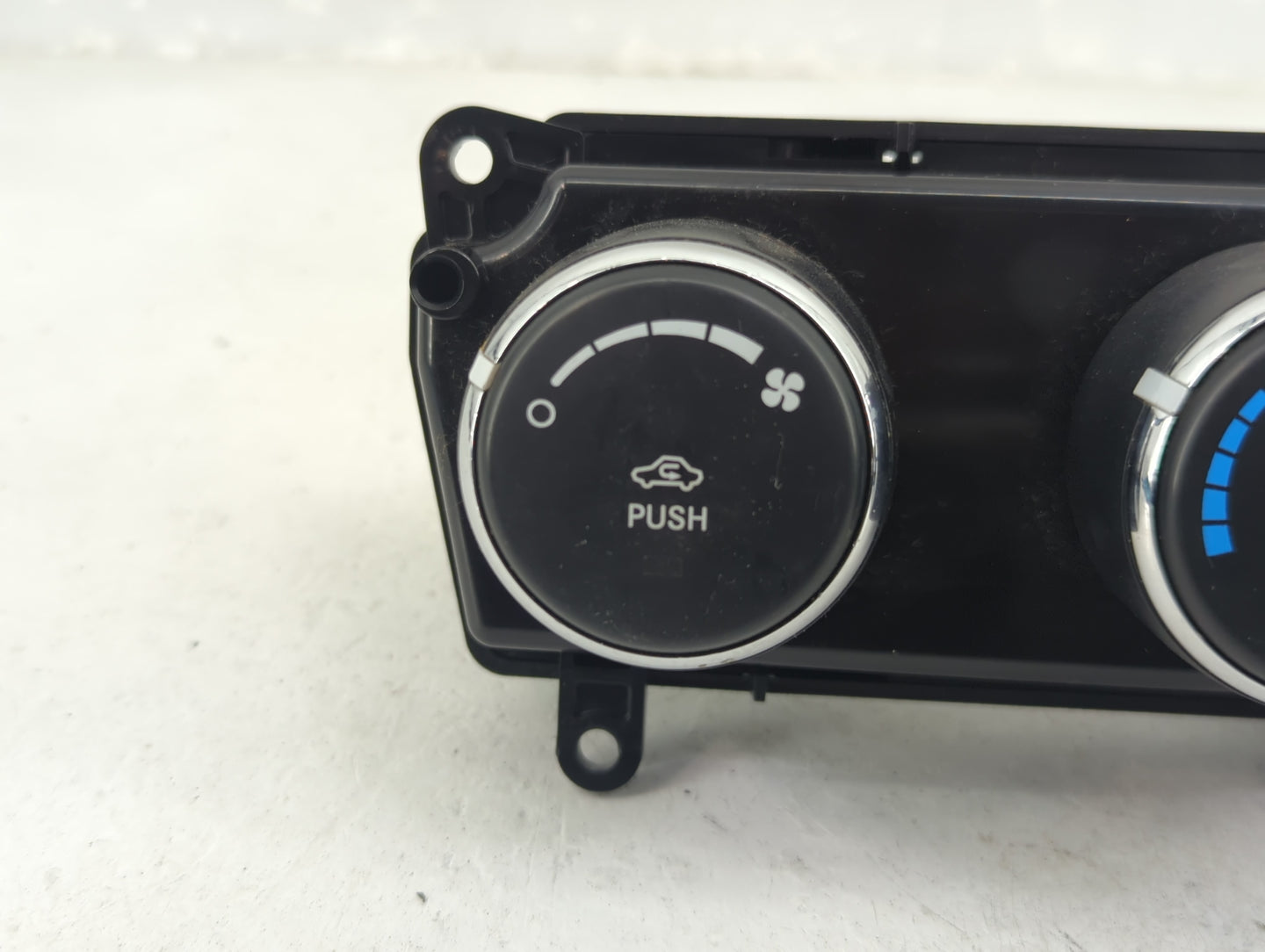 2011-2014 Chrysler 200 Climate Control Module Temperature AC/Heater Replacement P/N:61036A Fits Fits 2010 2011 2012 2013 201
