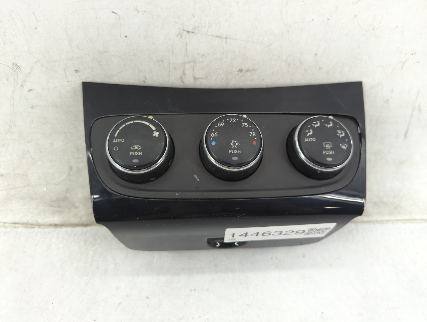 2011-2014 Chrysler 200 Climate Control Module Temperature AC/Heater Replacement P/N:P55111888AI Fits OEM Used Auto Parts - O