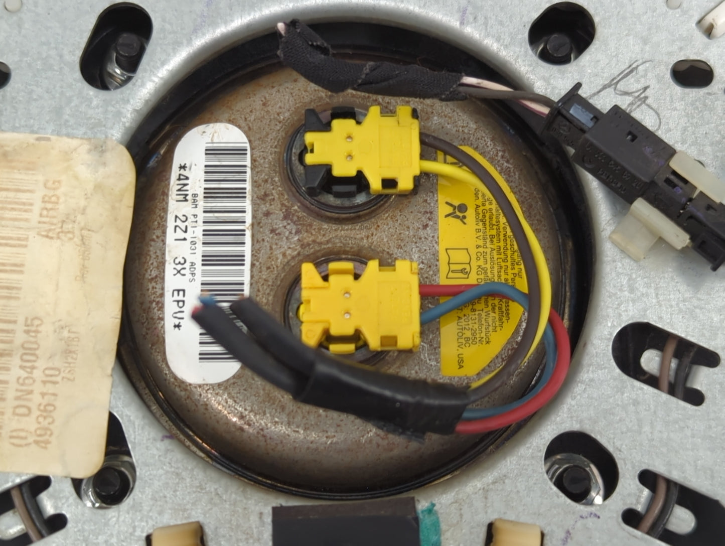 2011-2014 Chrysler 200 Air Bag Driver Left Steering Wheel Mounted P/N:BAM-PT1-1031 4NM 2ZI 3X EPV Fits Fits 2011 2012 2013 2