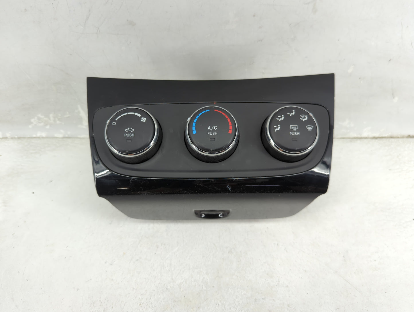 2011-2014 Chrysler 200 Climate Control Module Temperature AC/Heater Replacement P/N:61036A Fits Fits 2011 2012 2013 2014 OEM