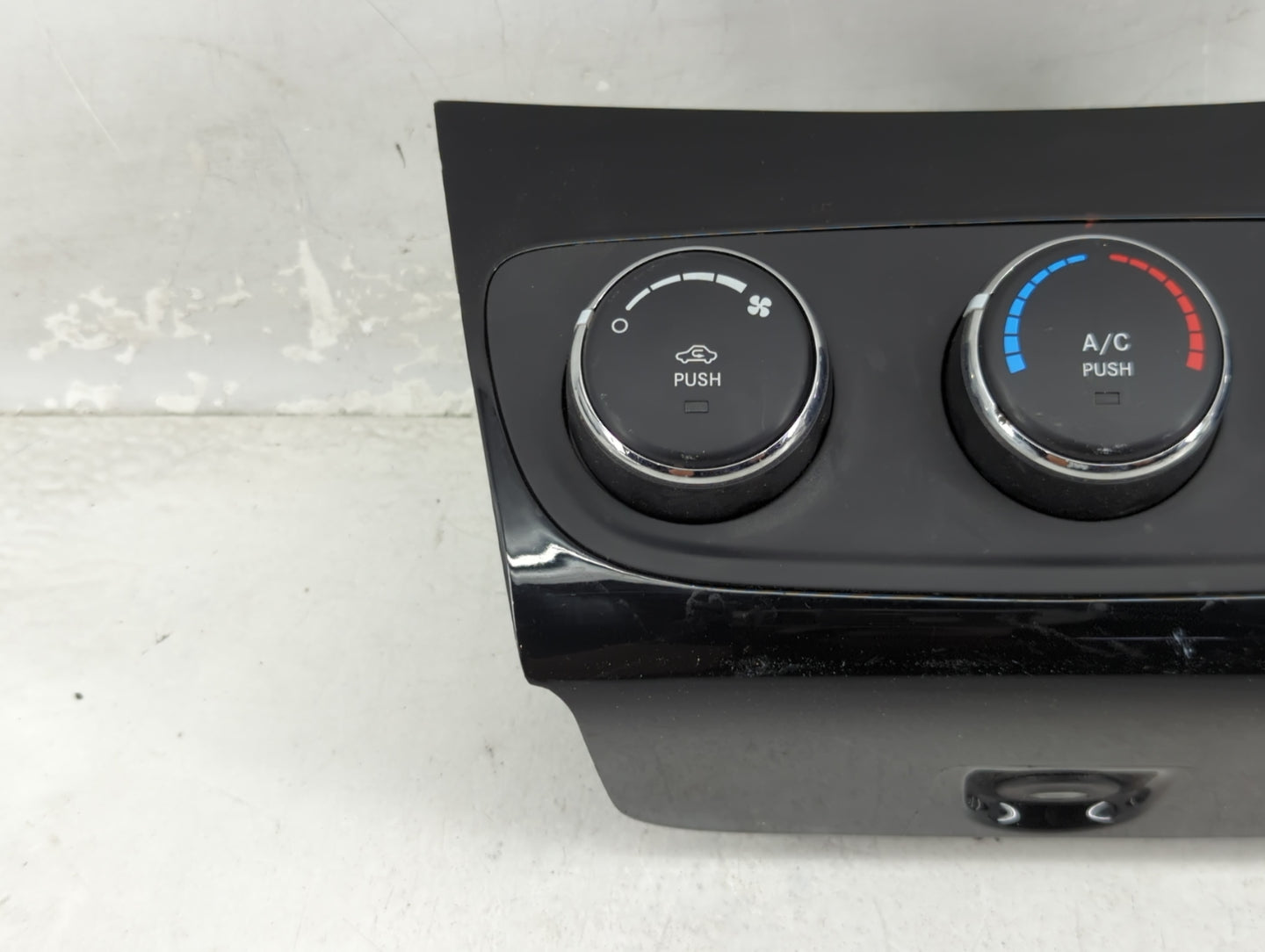 2011-2014 Chrysler 200 Climate Control Module Temperature AC/Heater Replacement P/N:61036A Fits Fits 2011 2012 2013 2014 OEM