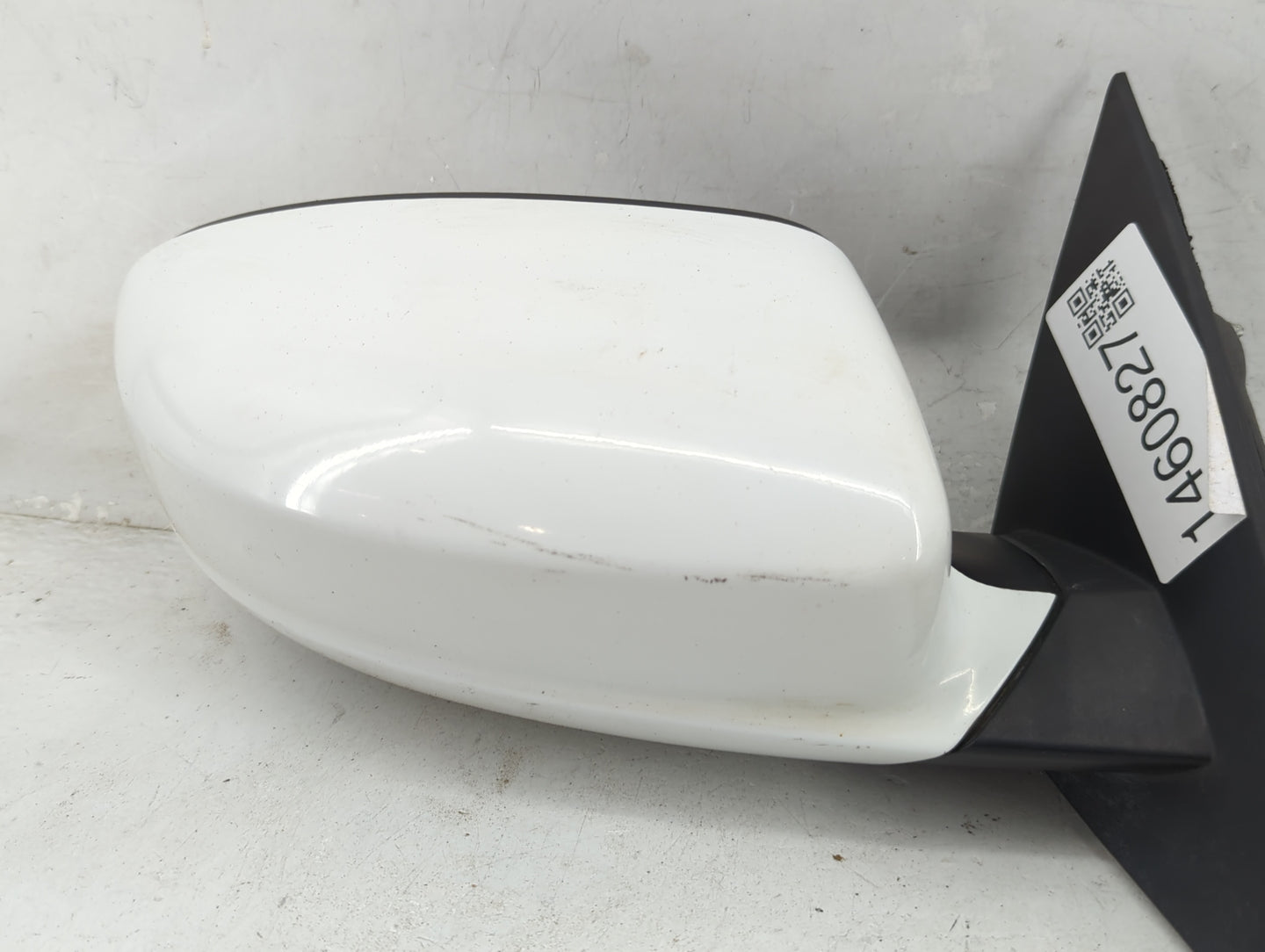 2011-2014 Chrysler 200 Passenger Side View Mirror - Right Door Mirror OEM Used - Oemusedautoparts1.com