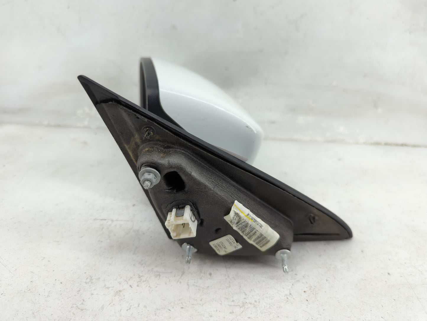 2011-2014 Chrysler 200 Driver Side View Mirror - Left Door Mirror OEM Used - Oemusedautoparts1.com