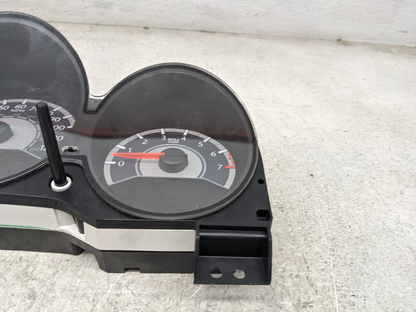 2011-2014 Chrysler 200 Instrument Cluster Speedometer Gauges P/N:P56046514AH TG00115732683O Miles:153K Fits OEM Used Auto Pa