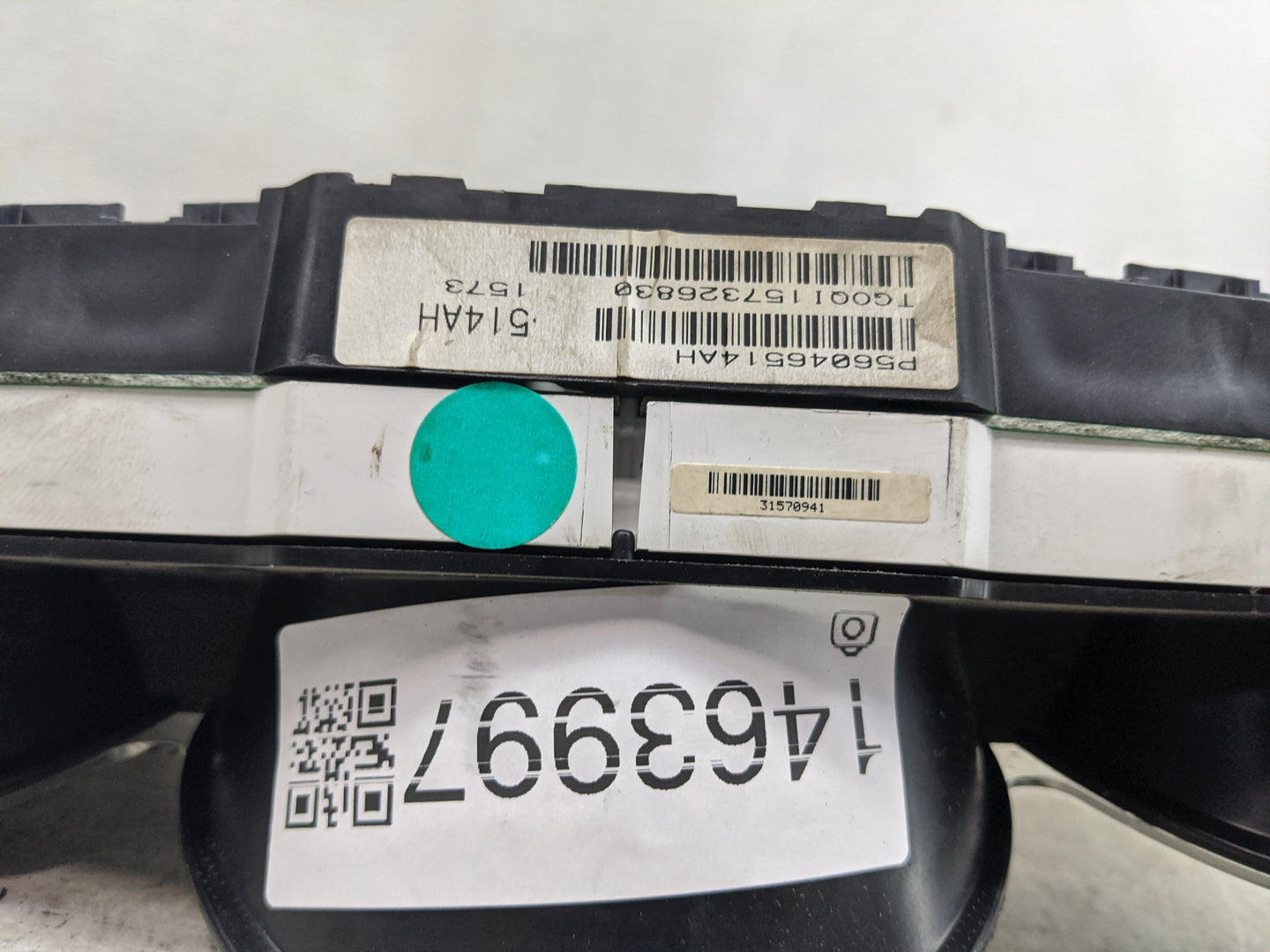 2011-2014 Chrysler 200 Instrument Cluster Speedometer Gauges P/N:P56046514AH TG00115732683O Miles:153K Fits OEM Used Auto Pa
