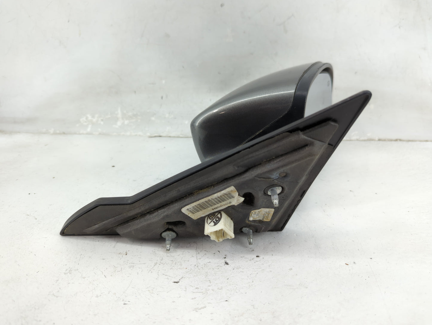 2011-2014 Chrysler 200 Passenger Side View Mirror - Right Door Mirror OEM Used - Oemusedautoparts1.com
