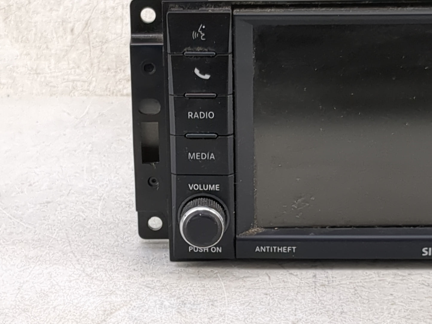 2011-2014 Chrysler 200 Radio AM FM Cd Player Receiver Replacement P/N:P05091307AE Fits Fits 2011 2012 2013 2014 OEM Used Aut