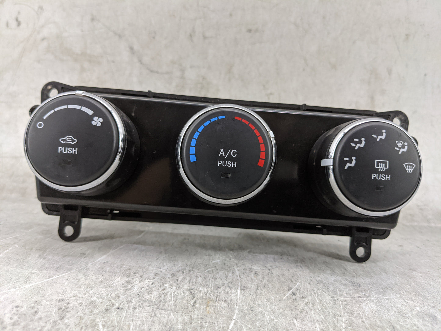 2011-2014 Chrysler 200 Climate Control Module Temperature AC/Heater Replacement P/N:P55111 Fits OEM Used Auto Parts - Oemuse