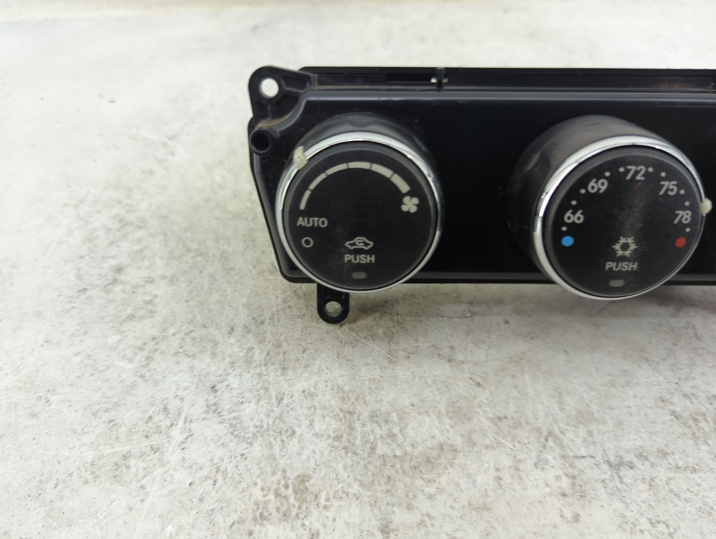 2011-2014 Chrysler 200 Climate Control Module Temperature AC/Heater Replacement P/N:P55111278AD Fits OEM Used Auto Parts - O