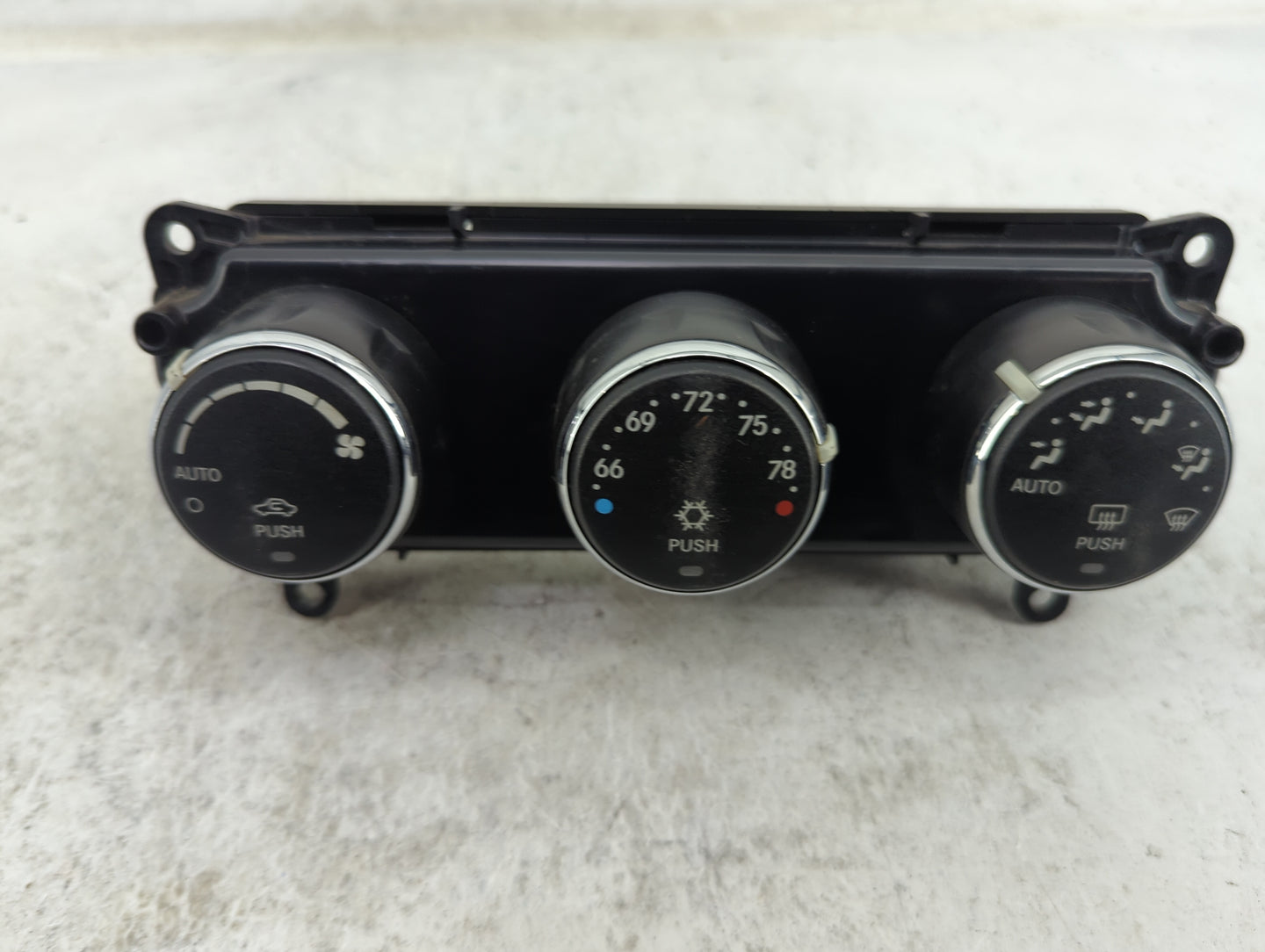 2011-2014 Chrysler 200 Climate Control Module Temperature AC/Heater Replacement P/N:P55111278AD Fits OEM Used Auto Parts - O