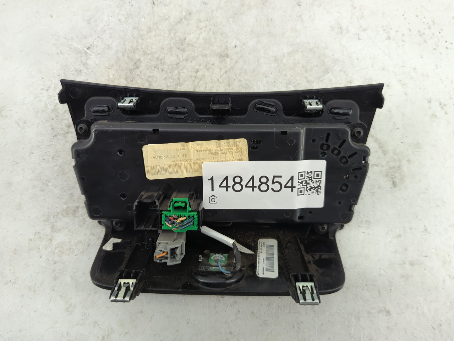2011-2014 Chrysler 200 Climate Control Module Temperature AC/Heater Replacement P/N:1666272 1111851X-02-HQ Fits OEM Used Aut