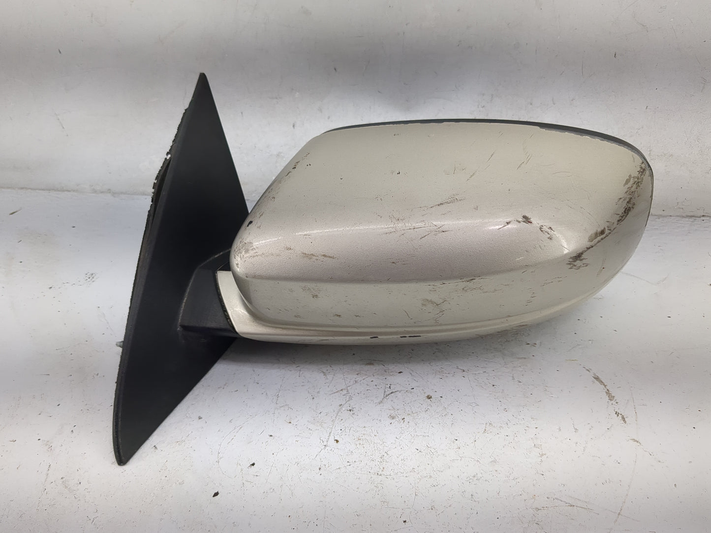 2011-2014 Chrysler 200 Driver Side View Mirror - Left Door Mirror OEM Used - Oemusedautoparts1.com
