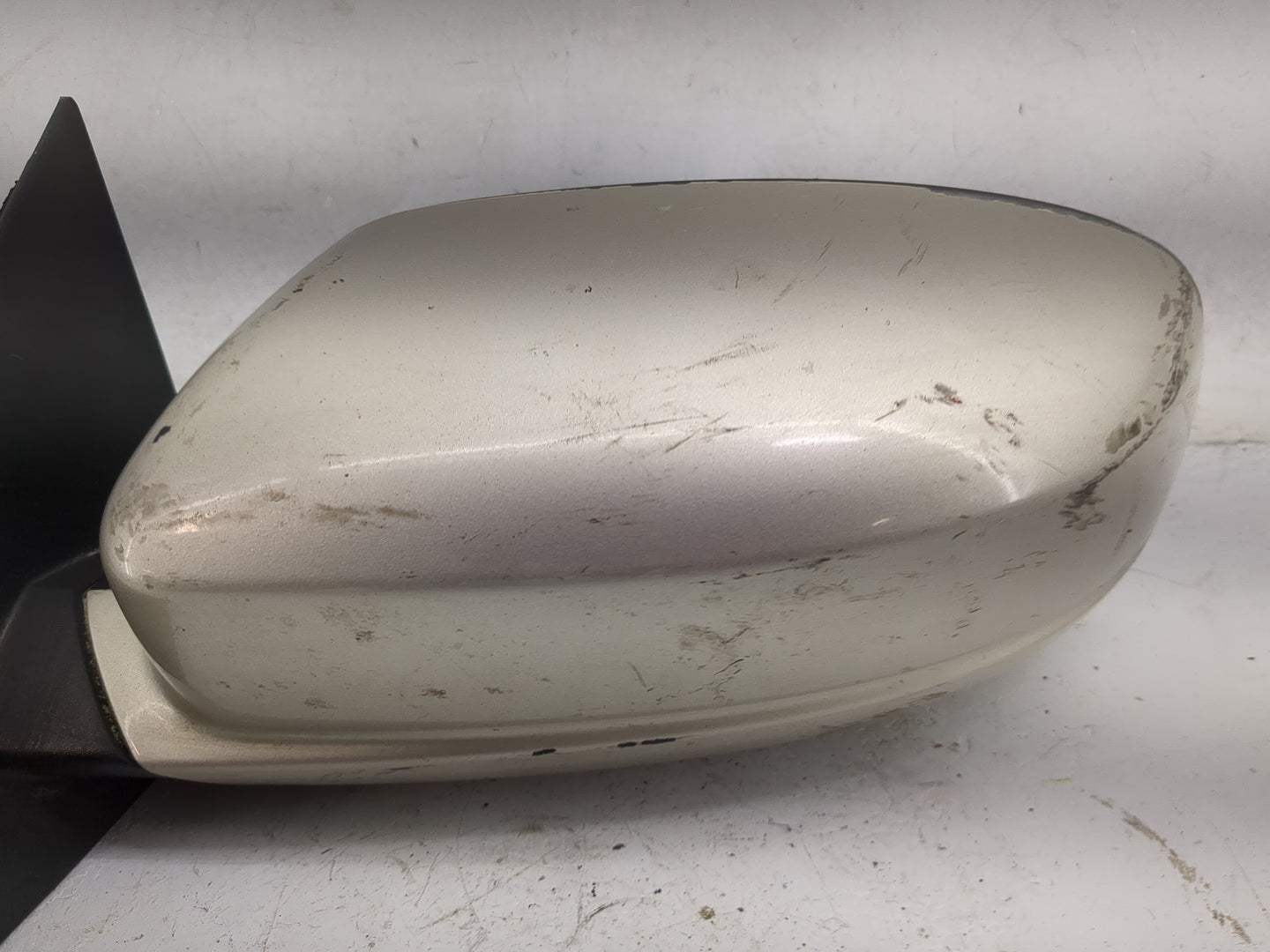 2011-2014 Chrysler 200 Driver Side View Mirror - Left Door Mirror OEM Used - Oemusedautoparts1.com
