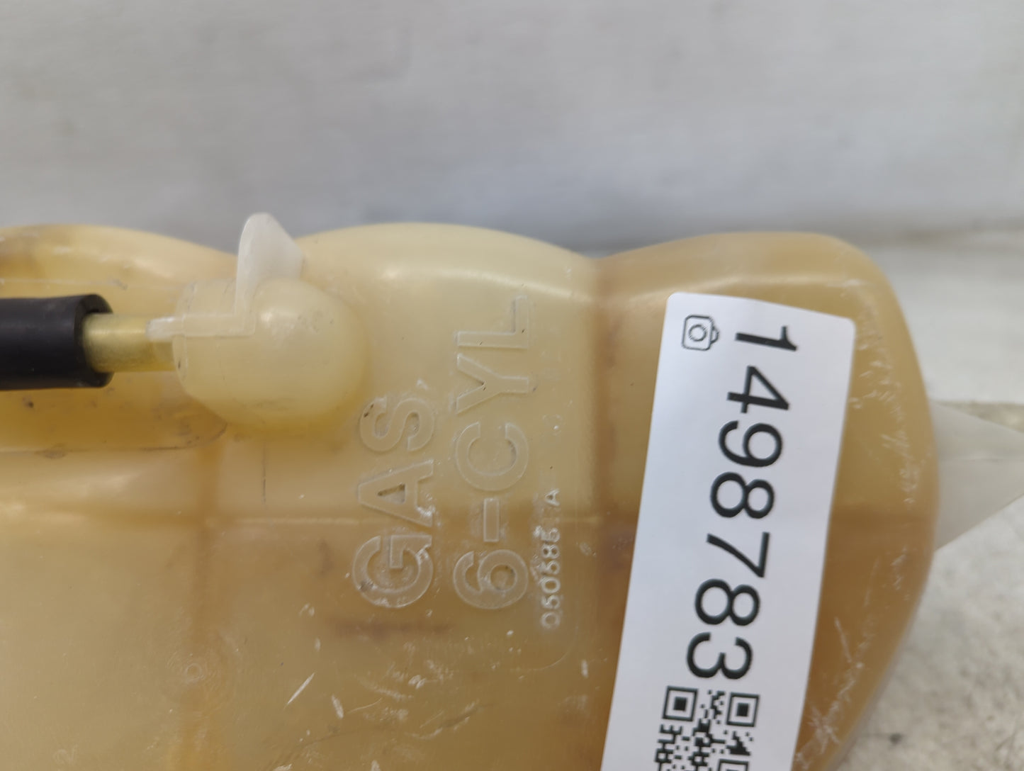 2013 Chrysler 200 Radiator Coolant Overflow Expansion Tank Bottle 1498783 - Oemusedautoparts1.com