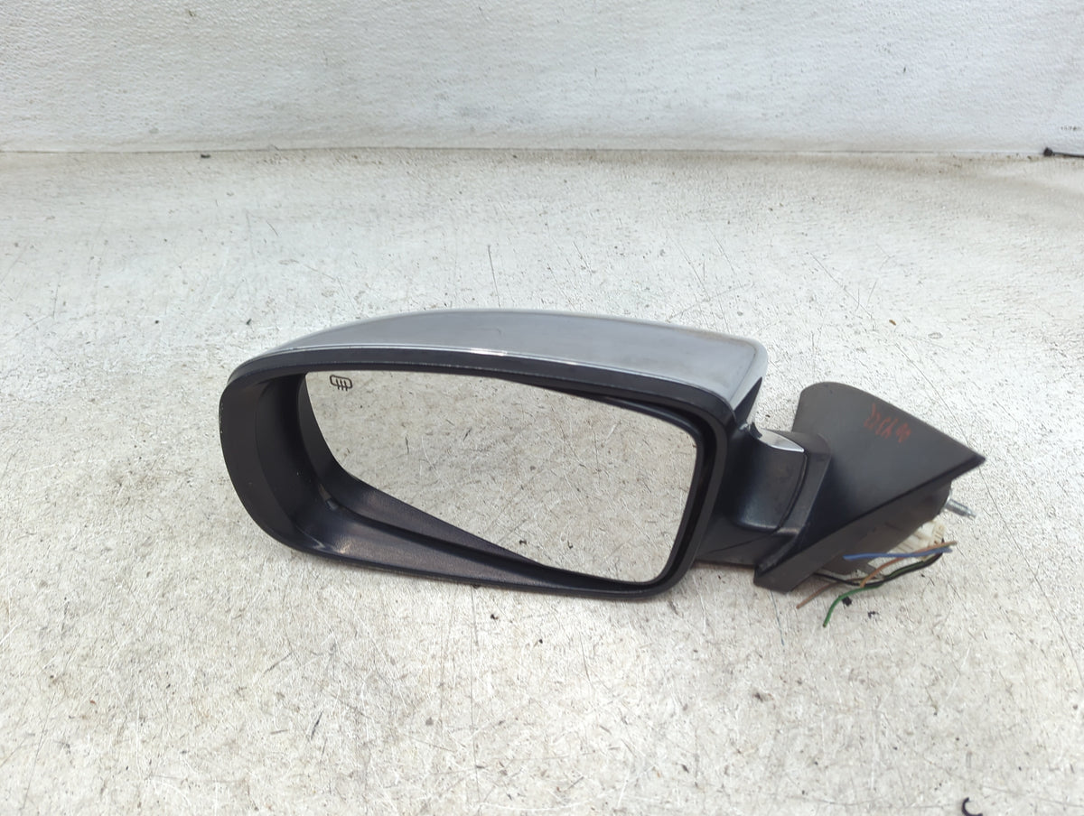 2013 Chrysler 200 Driver Side View Mirror - Left Door Mirror OEM Used - Oemusedautoparts1.com