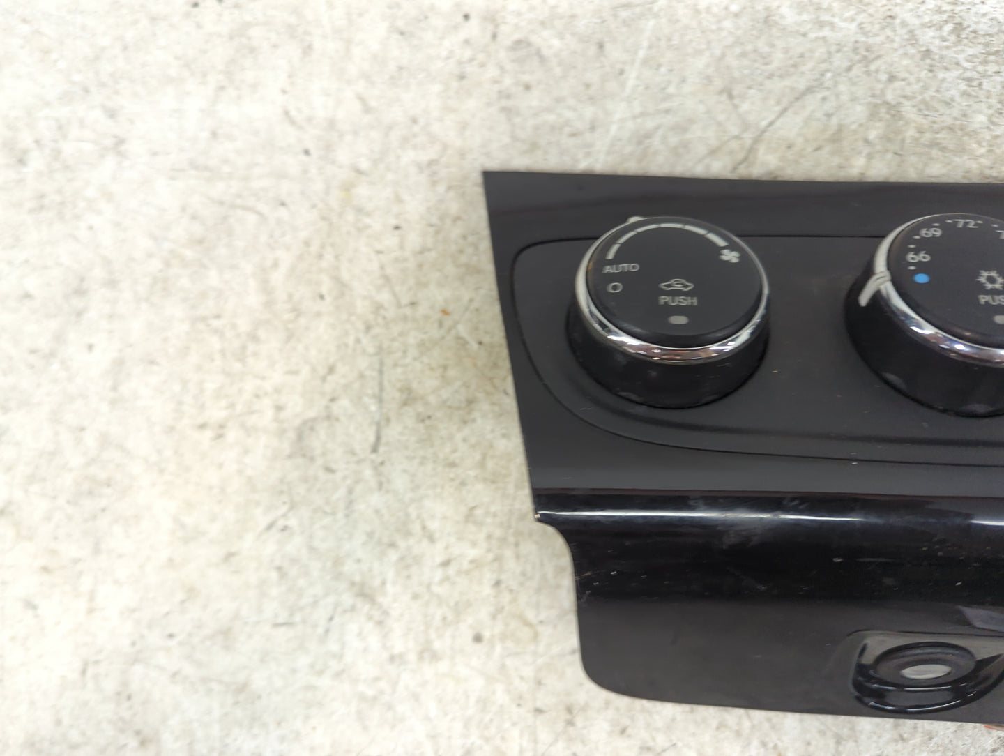 2011-2014 Chrysler 200 Climate Control Module Temperature AC/Heater Replacement P/N:P55111888AT 5802M Fits OEM Used Auto Par