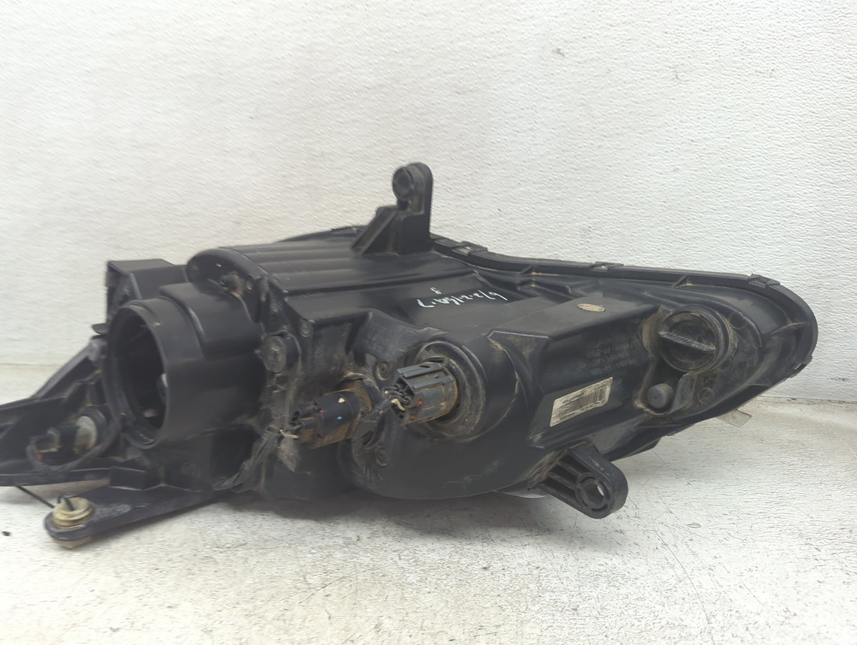 2013 Chrysler 200 Passenger Right Oem Head Light Headlight Lamp - Oemusedautoparts1.com