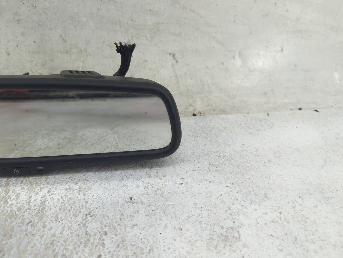 2011-2014 Chrysler 200 Interior Rear View Mirror Replacement OEM P/N:E11 026150 GNTX-910 Fits OEM Used Auto Parts - Oemuseda